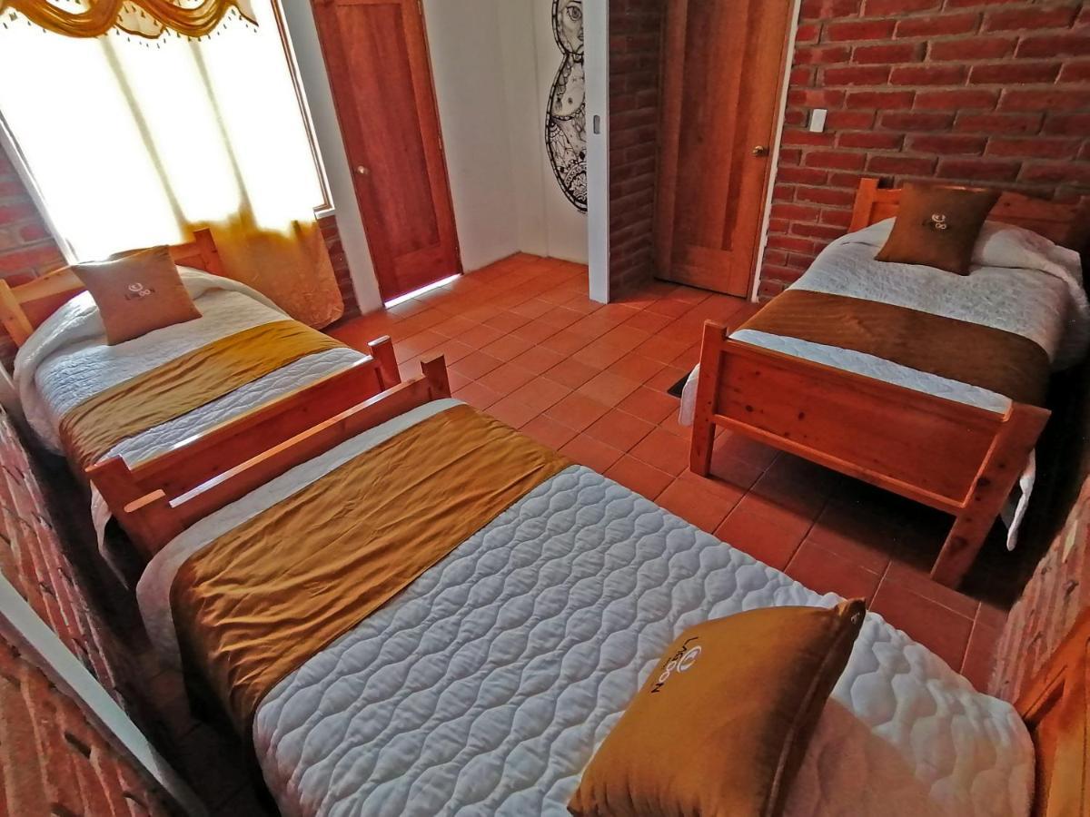 Lagoon Hotel Chugchilan Екстер'єр фото